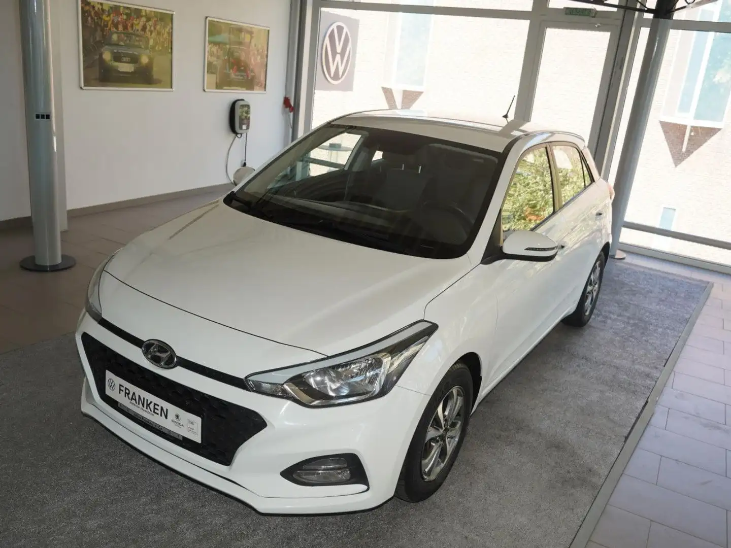 Hyundai i20 1.0 Trend KLIMA SITZH PDC LM TEMPO START/STOP Blanc - 2
