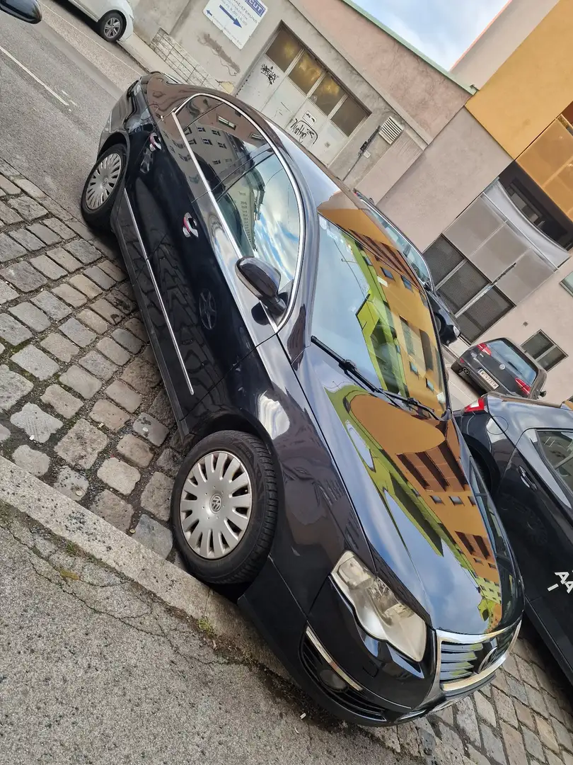 Volkswagen Passat 2.0 TDI DSG Individual Chrom - 2