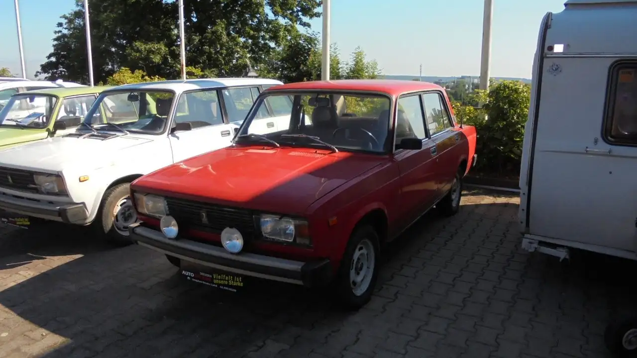 Lada 2105 AHZV,1300ccm,4-Gang,Radio,beh.Hecksch., foto 2