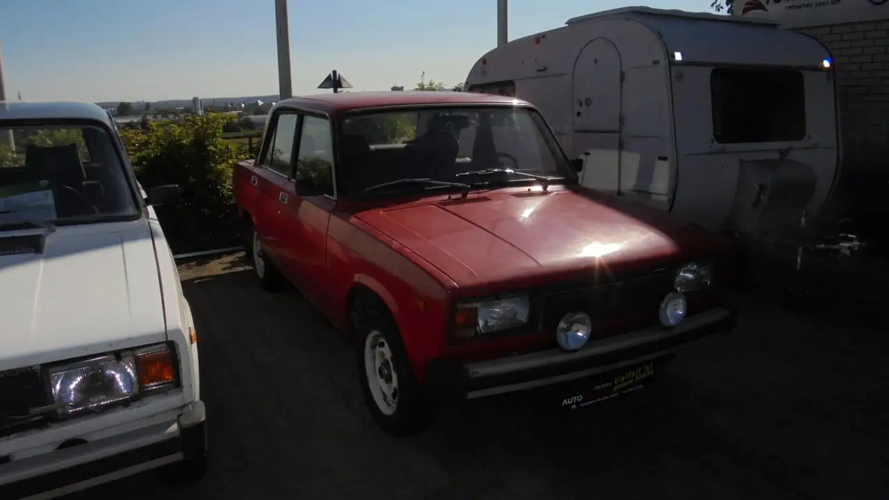 Lada 2105 AHZV,1300ccm,4-Gang,Radio,beh.Hecksch., foto 3