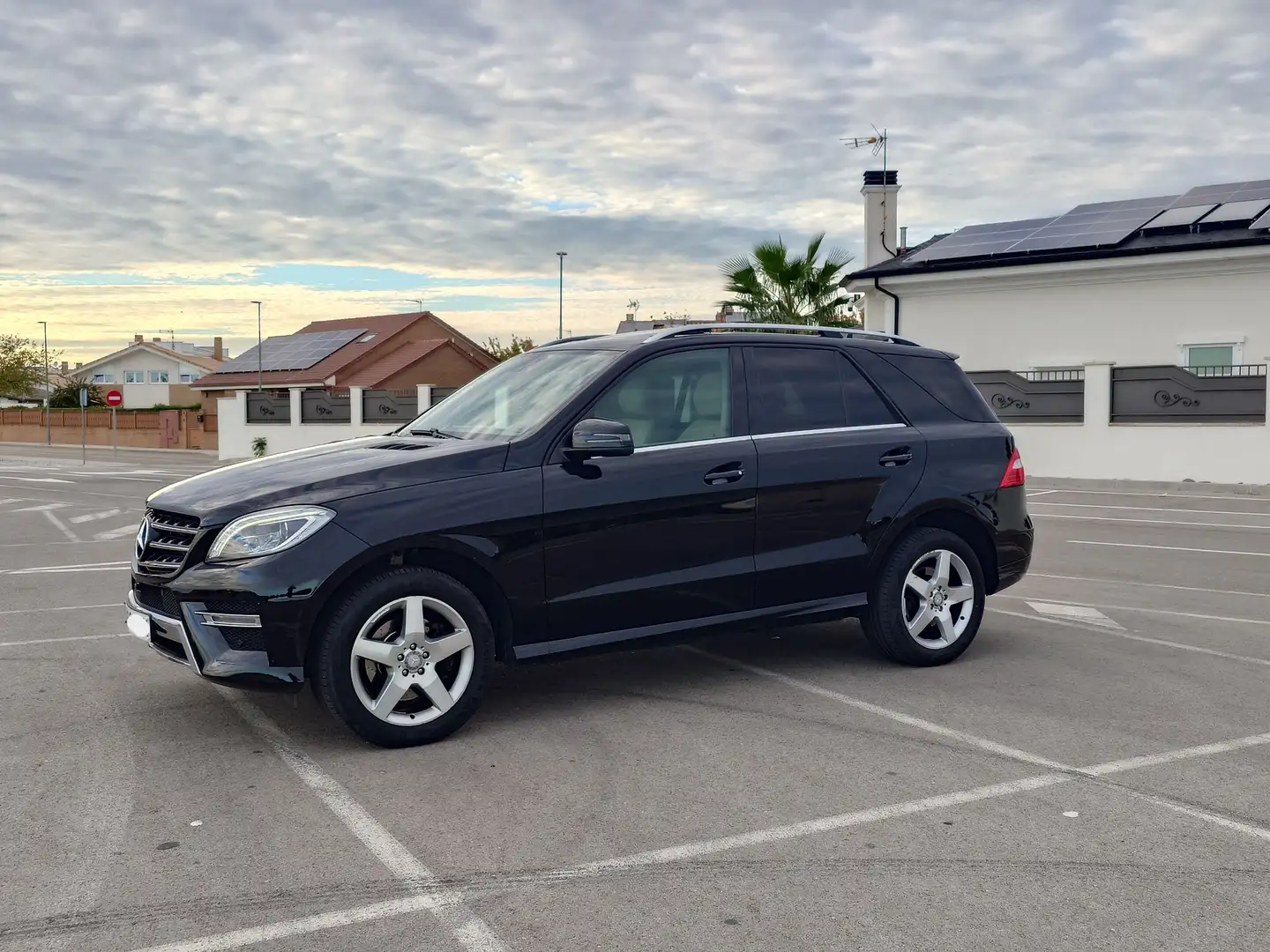 Mercedes-Benz ML 350 ML 350BlueTec 4M Edition 1 7G Plus Negro - 1