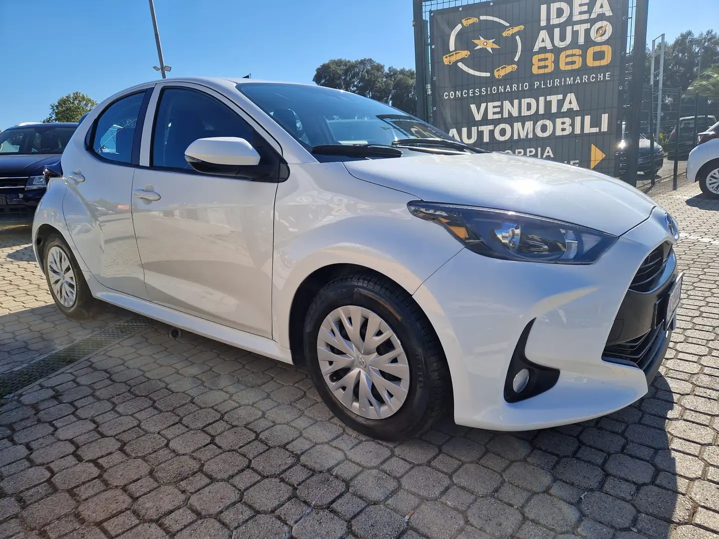 Toyota Yaris 1.0 Active PROMO FINANZIAMENTO Blanc - 1