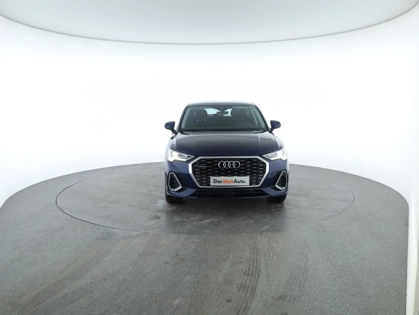 Audi Q3 40 TDI quattro S line ext. Blau - 2