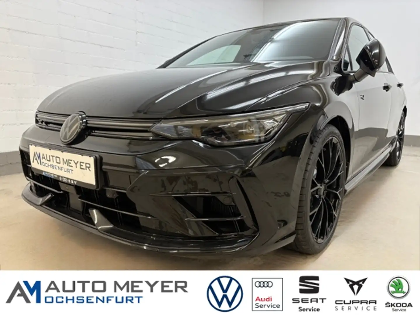 Volkswagen Golf R BLACK EDITION AKRAPOVIC Anlage Panodach Leder HUD Schwarz - 1
