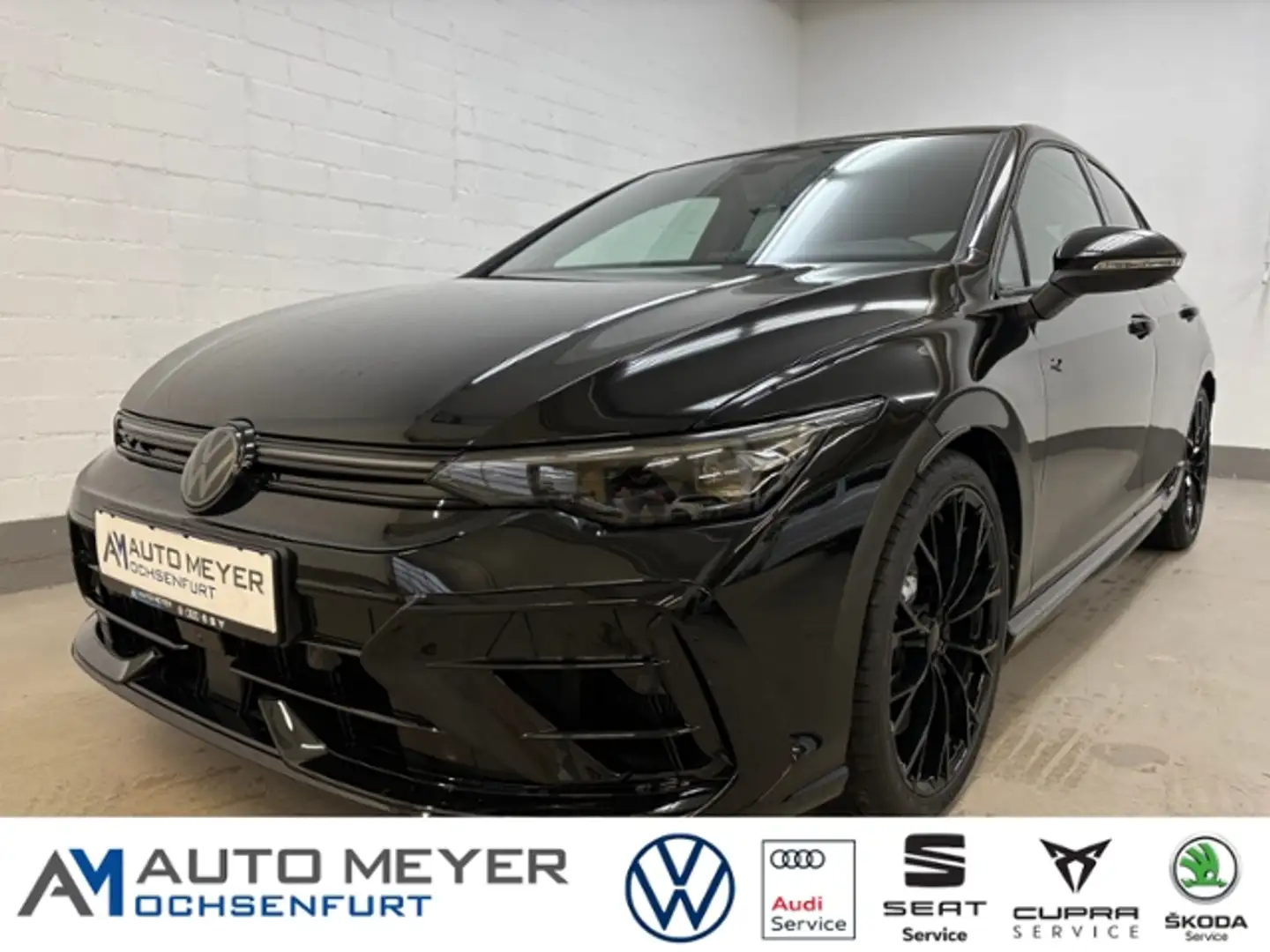 Volkswagen Golf R BLACK EDITION AKRAPOVIC Anlage Panodach Leder HUD Schwarz - 1