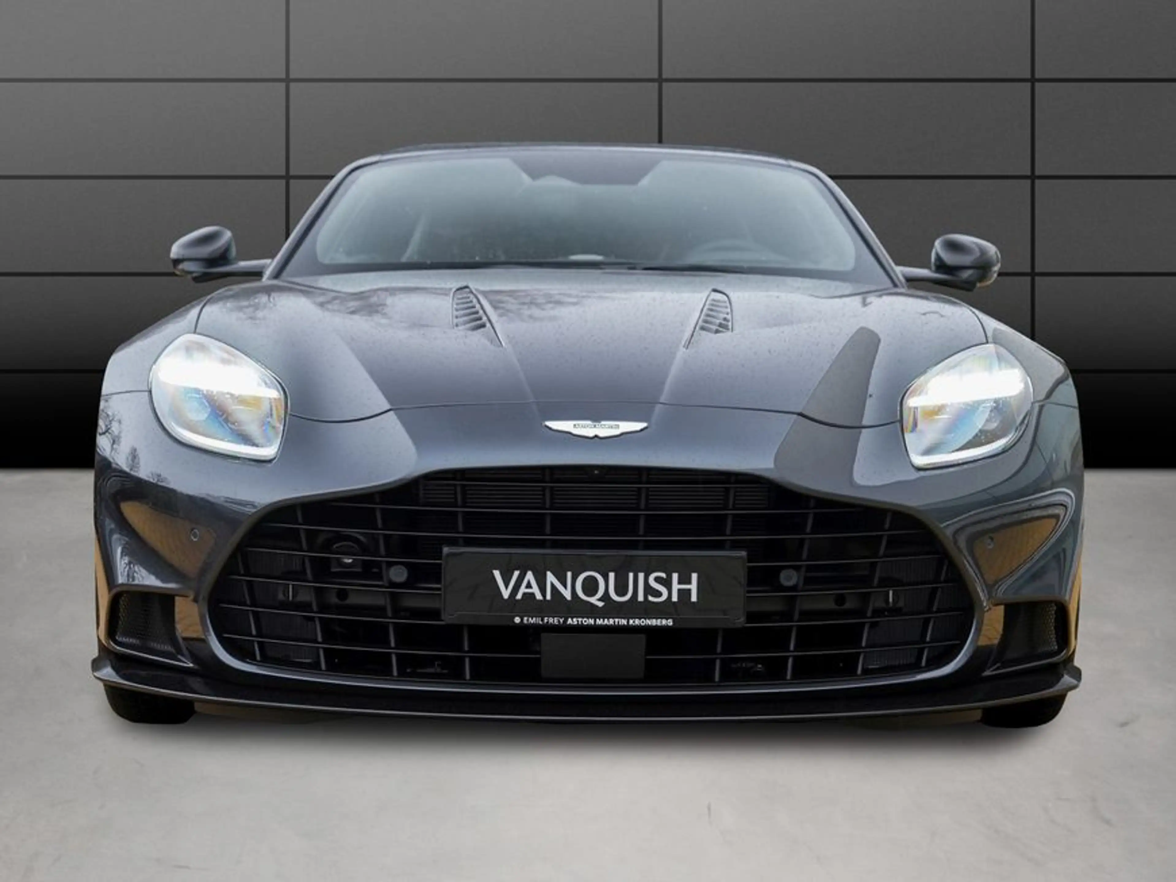 Aston Martin Vanquish Volante UVP 507.400 — photo 7