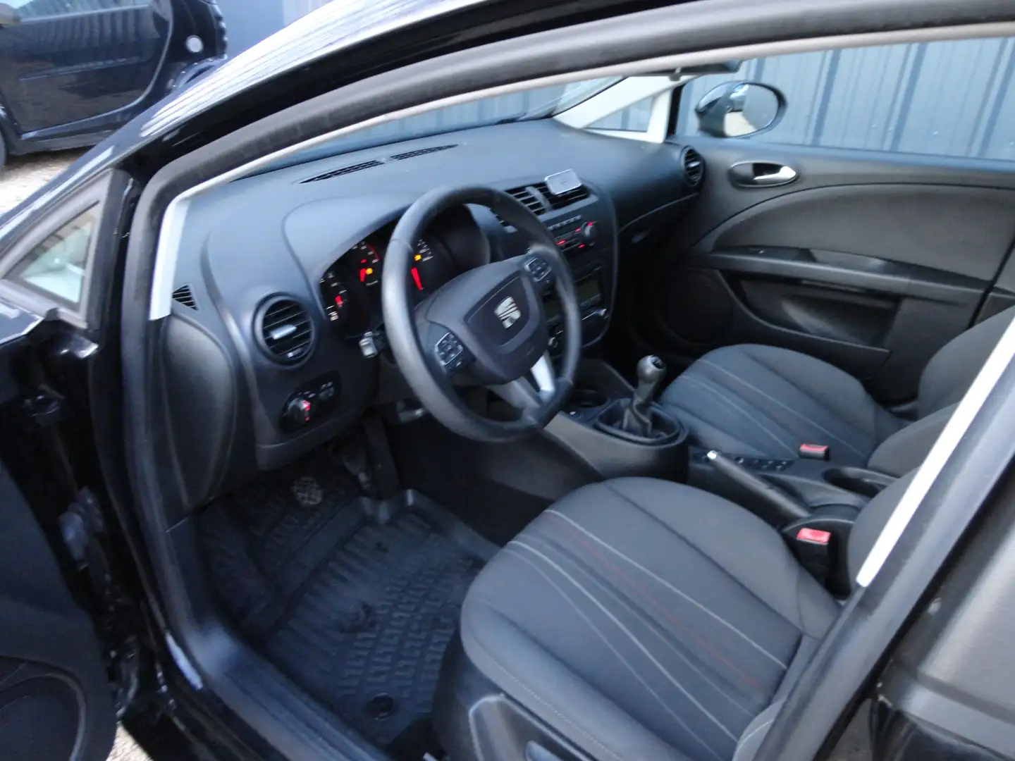 SEAT Leon 1.2 TSI STYLE COPA ECOMOTIVE START\u0026STOP Noir - 2