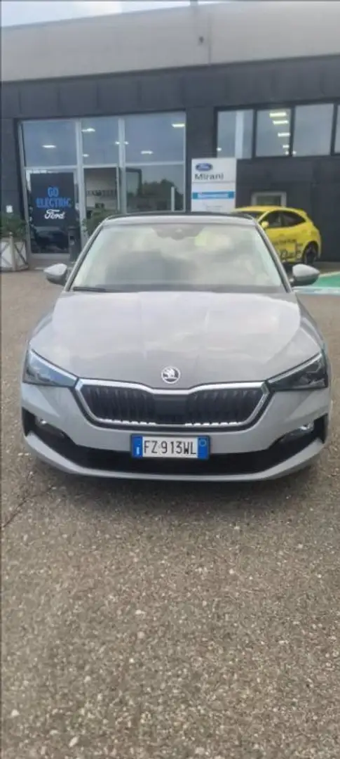 Skoda Scala 1.6 tdi Style 115cv Grigio - 1