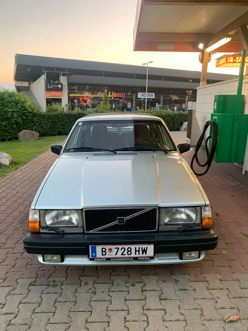 Volvo 740 Estate GLE Verde - 1