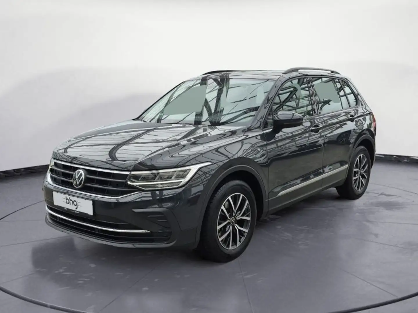 Volkswagen Tiguan 1.5 TSI OPF DSG Life Grau - 2