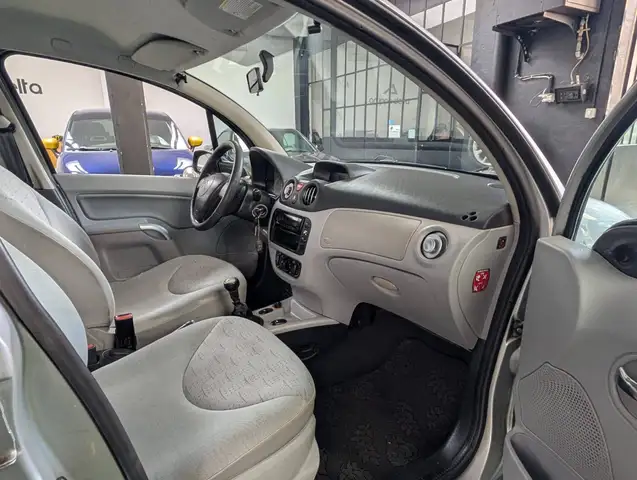 Citroen C3 view 8