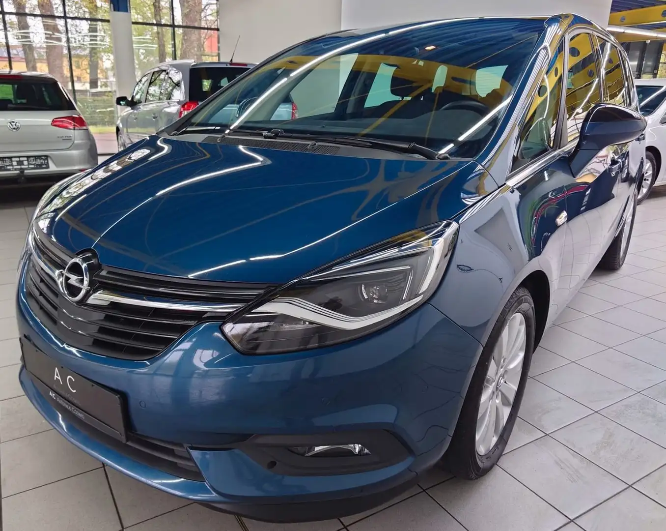Opel Zafira C Innovation,Automatik,Navi,Panorama,1.Ha Blau - 1