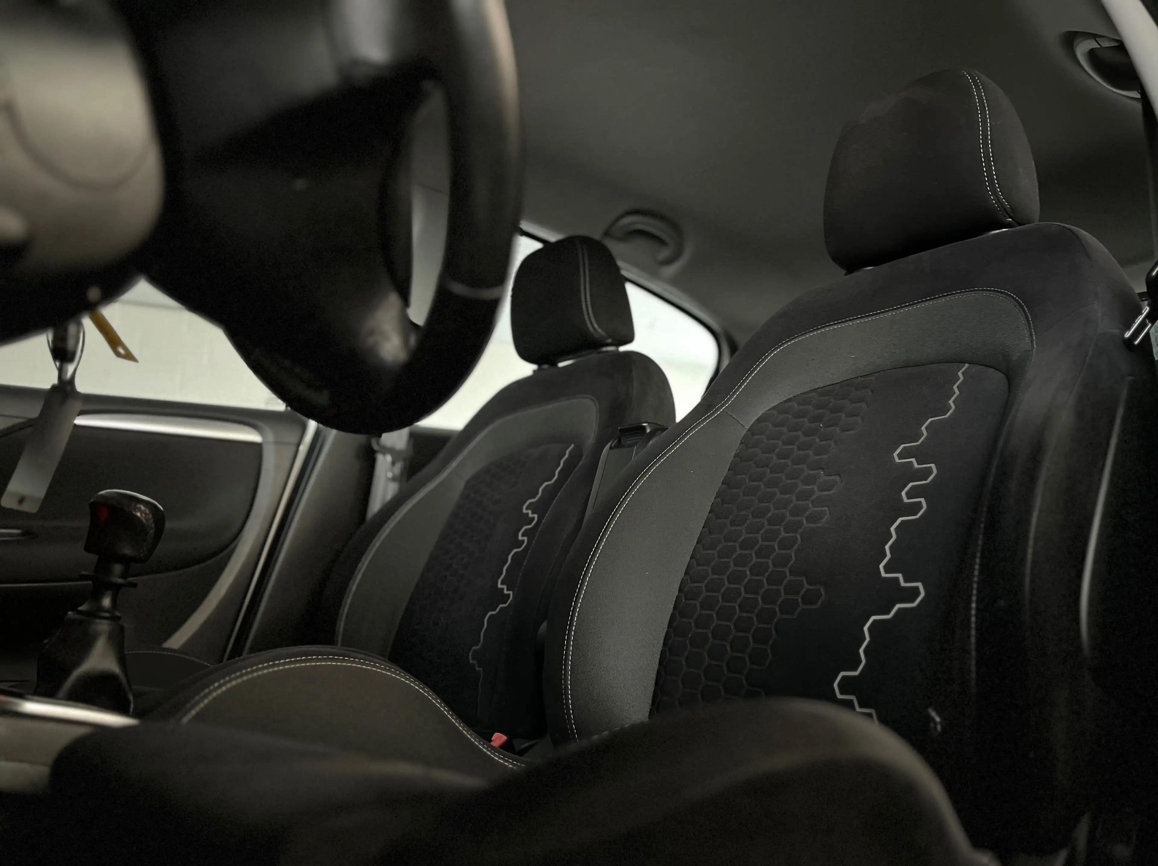 Fiat Punto 1.4i 1er Propriétaire Garantie 12 mois — photo 10