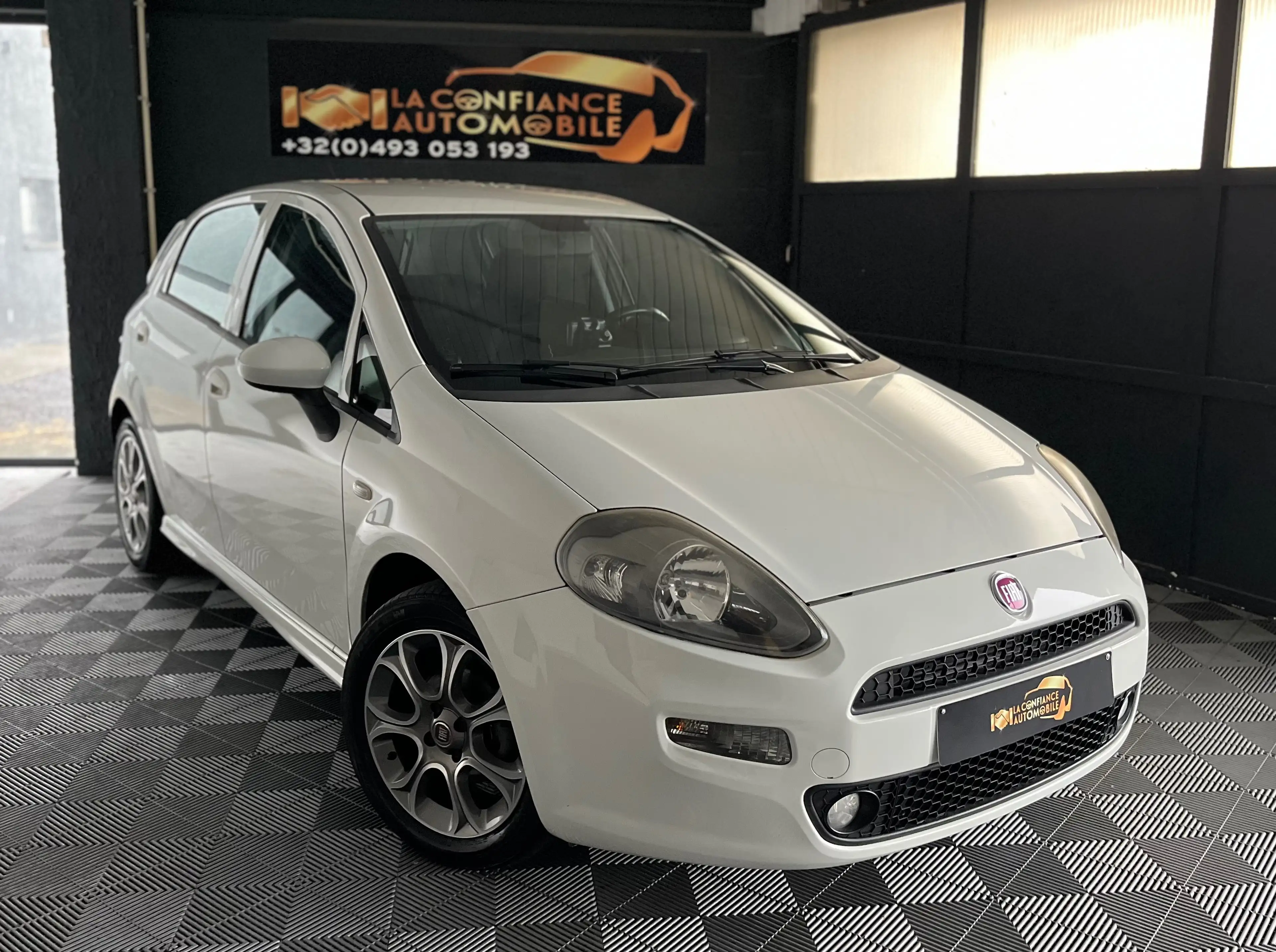 Fiat Punto 1.4i 1er Propriétaire Garantie 12 mois — photo 4