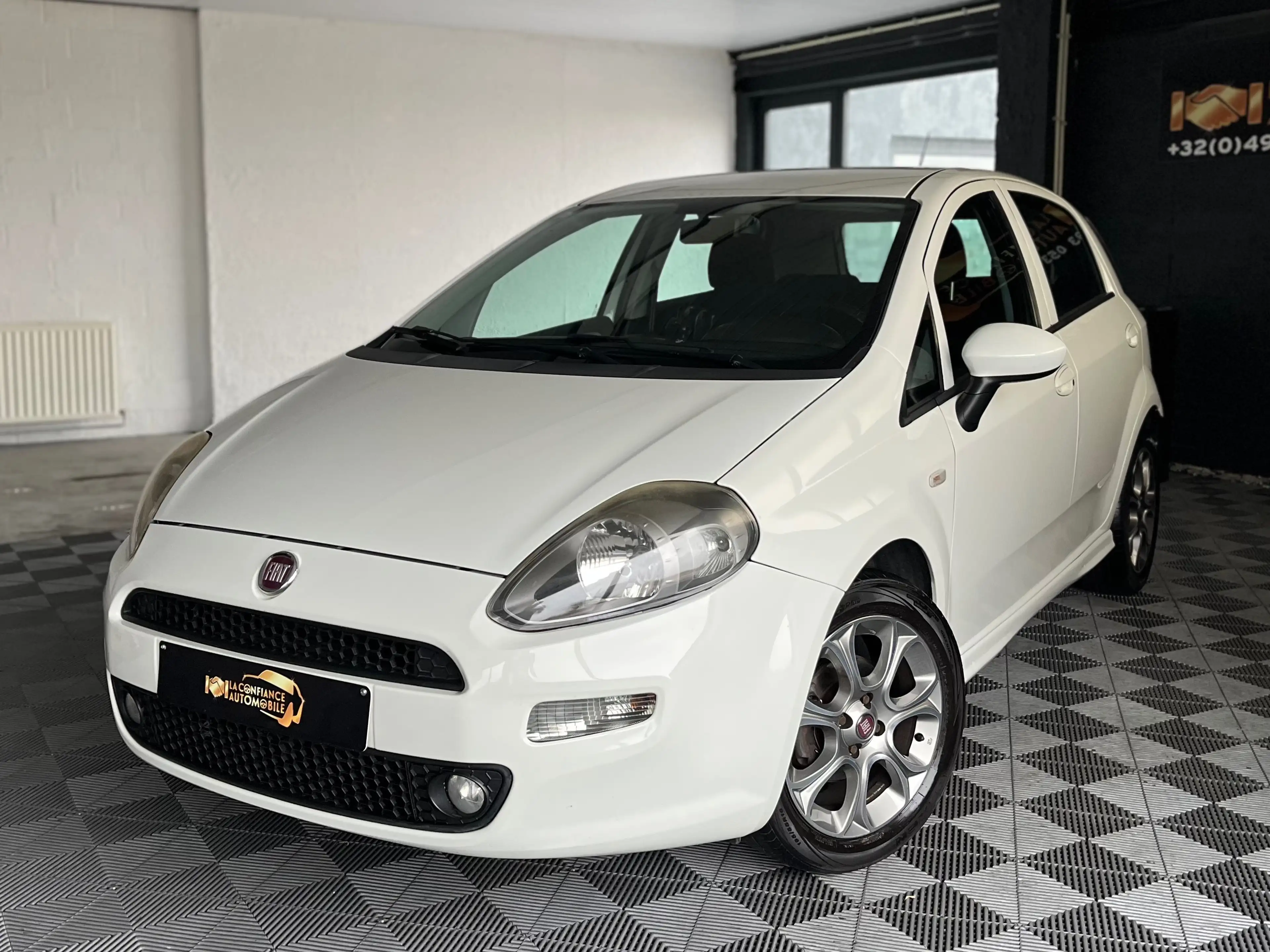 Fiat Punto 1.4i 1er Propriétaire Garantie 12 mois — photo 3