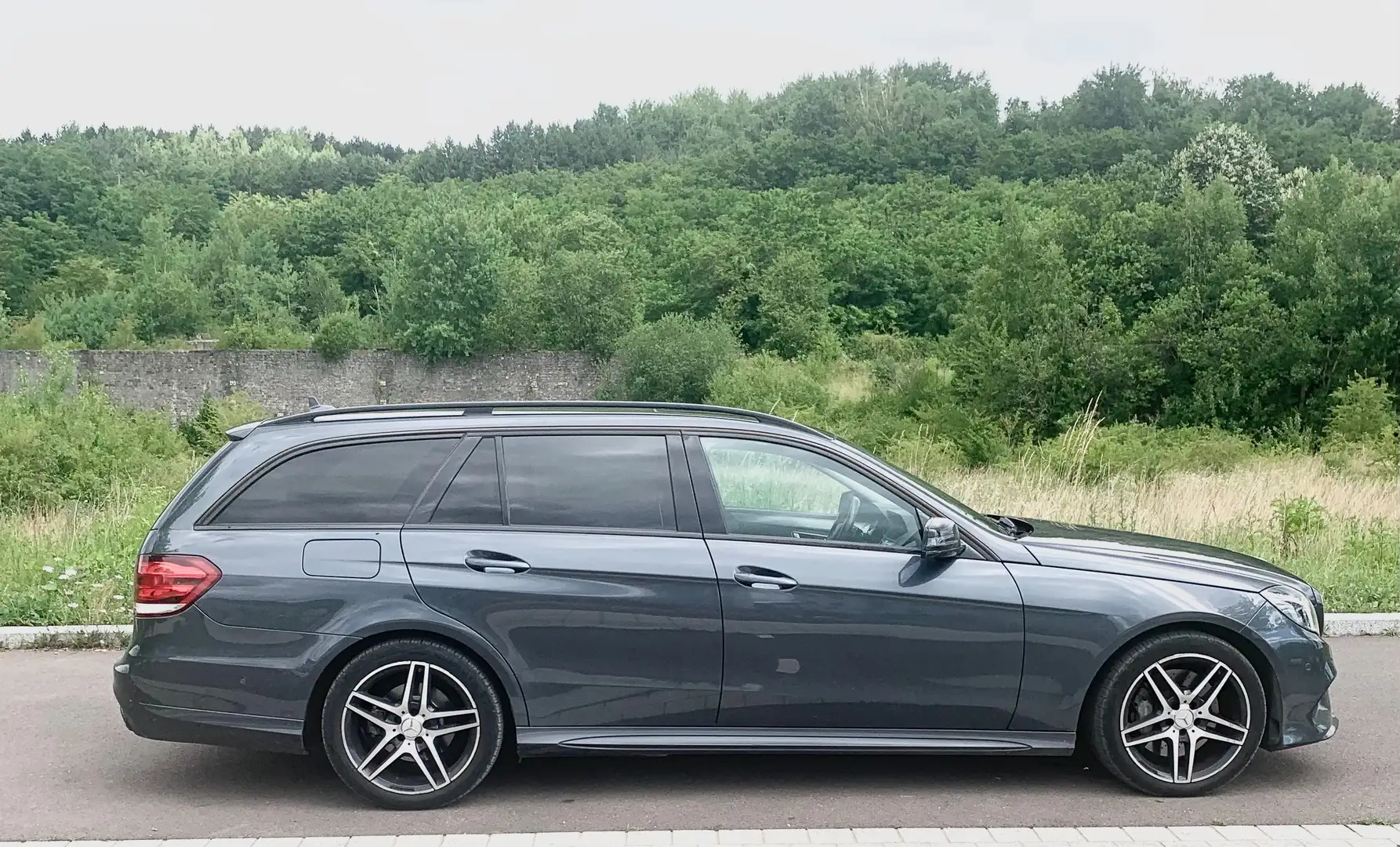 Mercedes-Benz E 350 Gris - 2