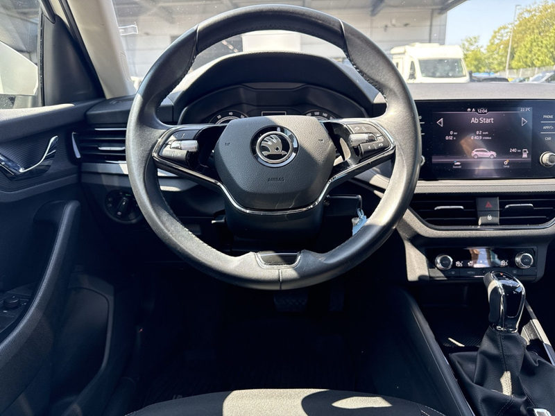 Skoda Scala 1.0 TSI Ambition *PDC/CarPlay/GJR* — photo 10