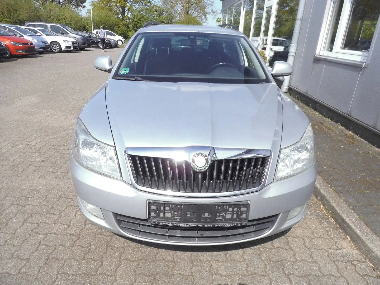 Skoda Octavia Combi Ambiente 4X4 Silber - 1