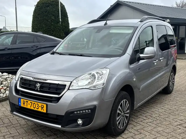 Peugeot Partner Tepee Electric Allure 5-Persoons 2018 2X Schuifdeu