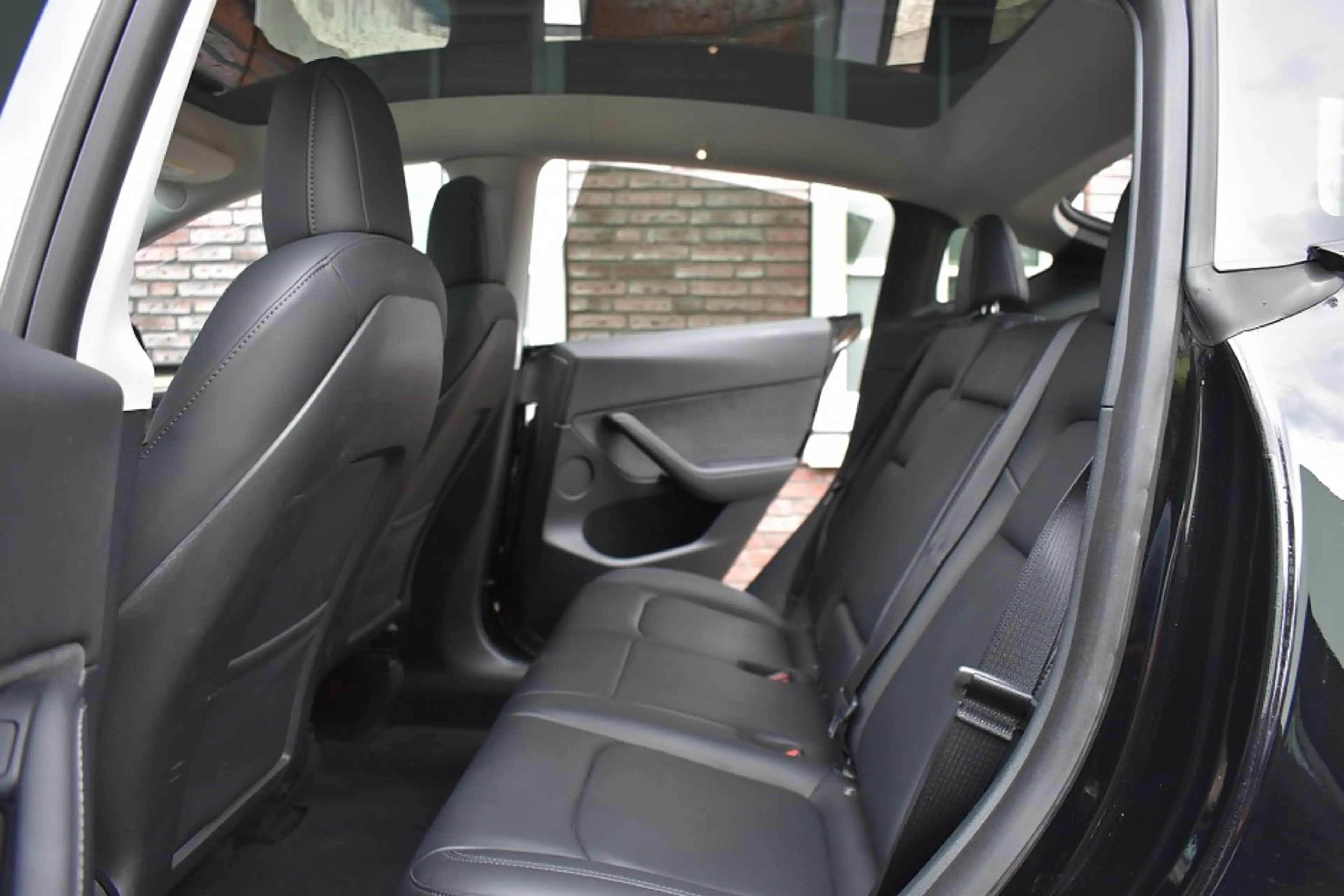 Tesla Model Y Long Range AWD 75 kWh Wij zijn op afspraak geopend — photo 4