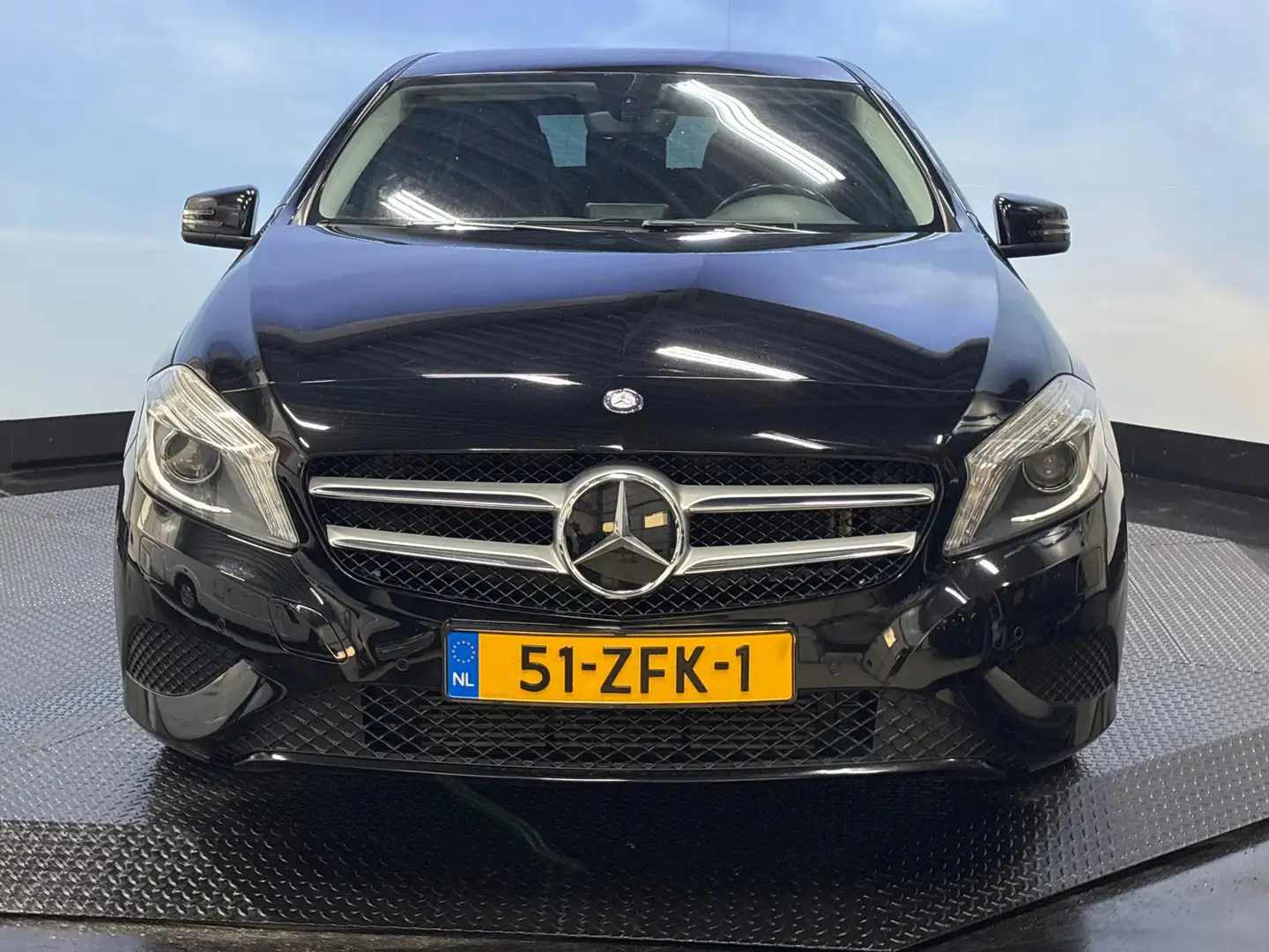 Mercedes-Benz A 180 Ambition Navi | Clima | Cruise | Xenon | PDC Noir - 2