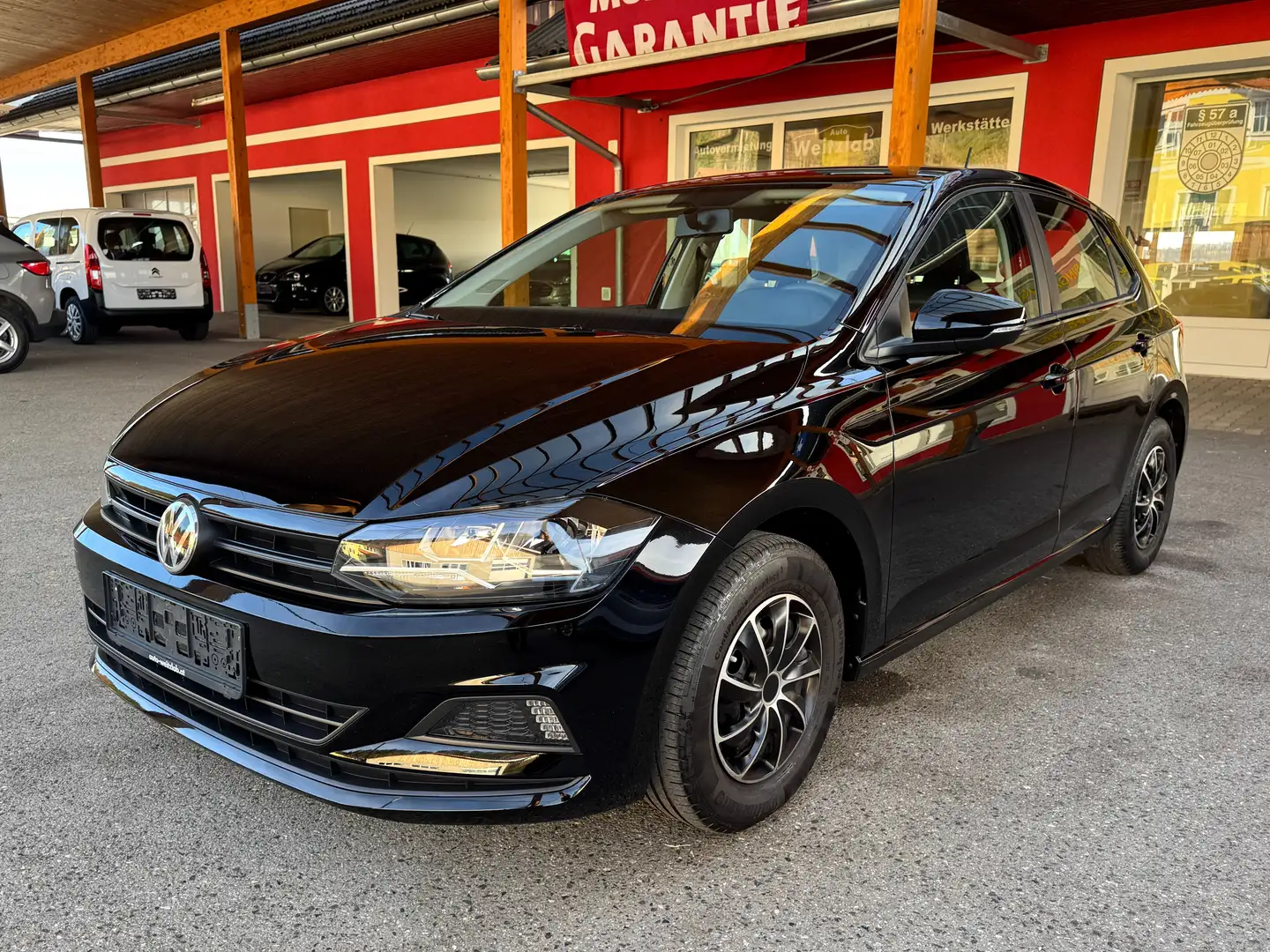Volkswagen Polo Trendline Schwarz - 1