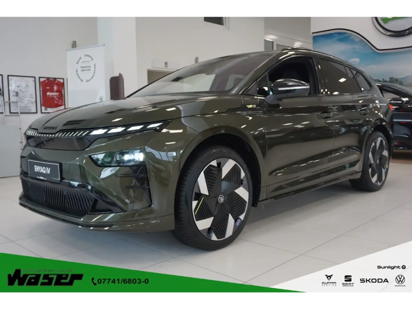 Skoda Enyaq 84 kWh RS 4x4 AHK Maxx 21''LM Suite Head-Up ACC Na Grün - 1