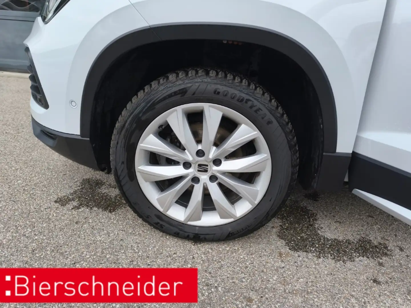 SEAT Ateca 1.5 TSI DSG Xperience ab 239,- AHK Fahrass. XL eHE Weiß - 2