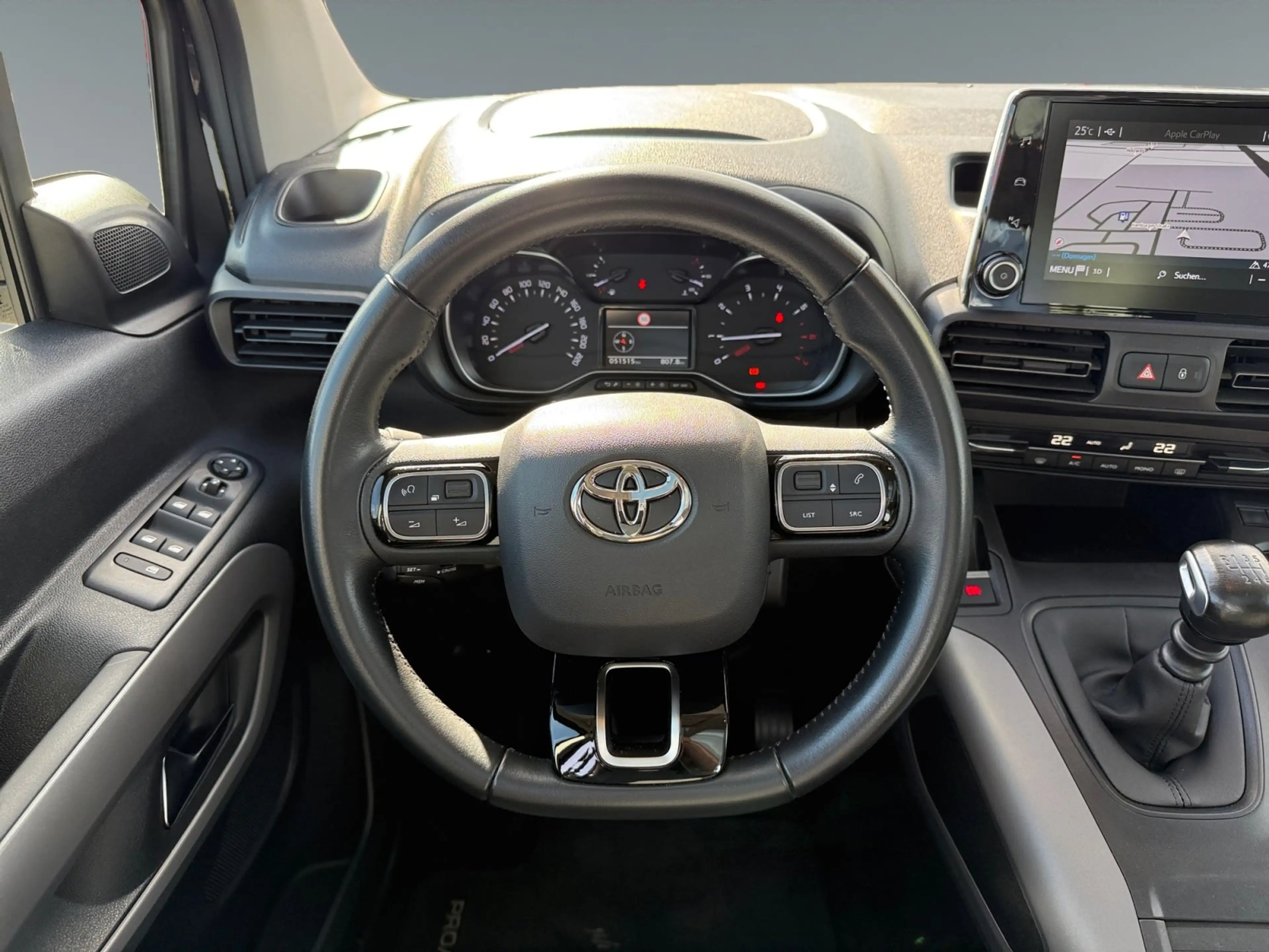 Toyota Proace City Verso 1.2 CARPLAY*SZH*PANO*PDC*RFK — photo 13