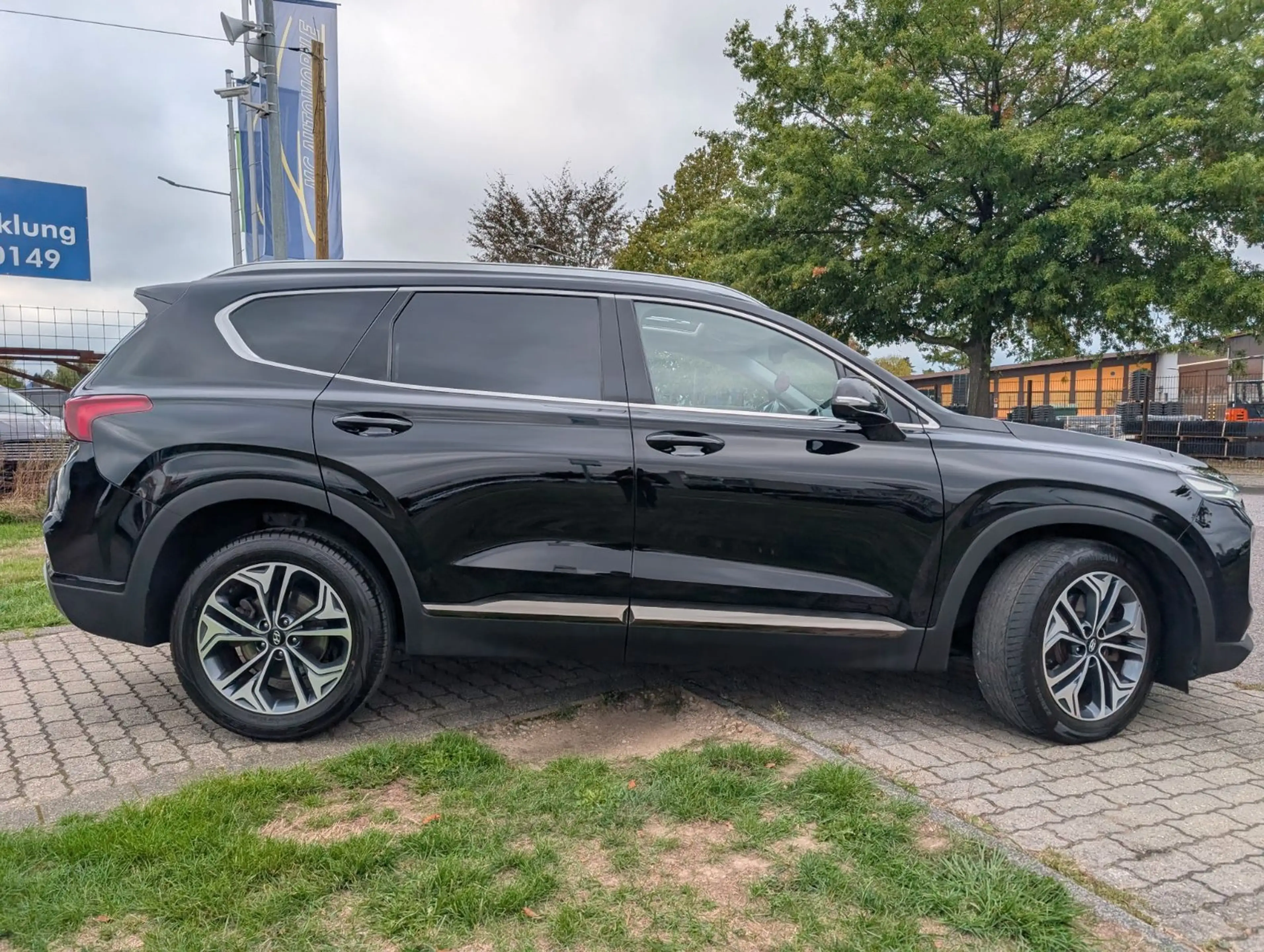 Hyundai SANTA FE Premium 4WD*AUTOMATIK*LEDER*KAMERA !! — photo 6