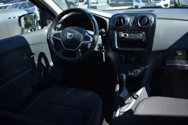 Dacia Sandero view 2