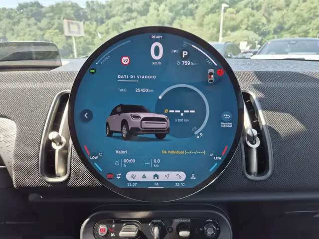 Mini Countryman view 14