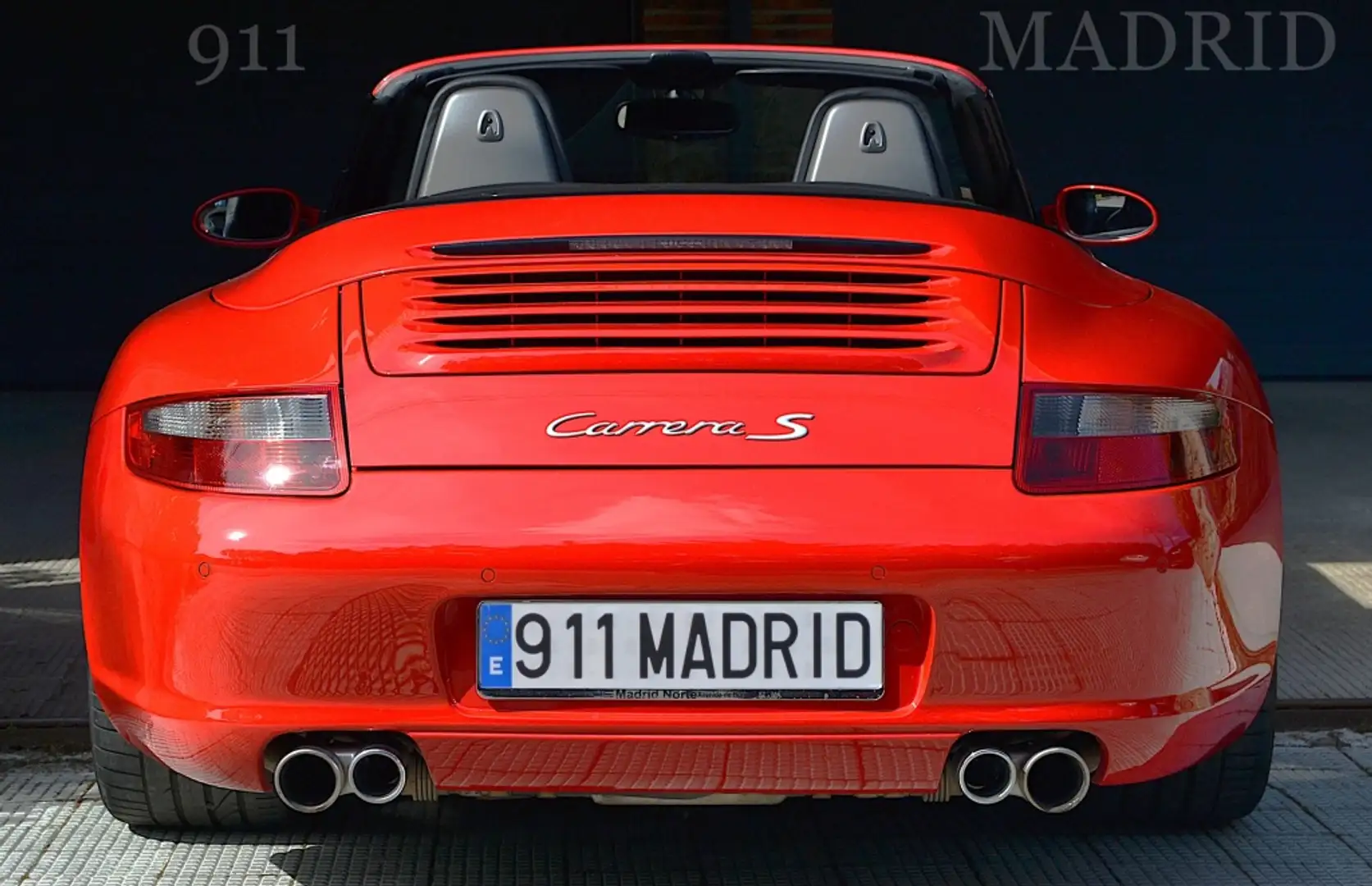 Porsche 911 Descapotable Automático de 2 Puertas Piros - 1