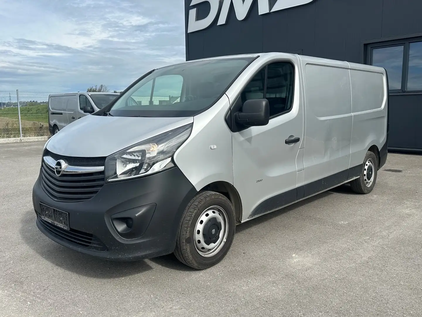 Opel Vivaro B Kasten L2H1 2,9t*KLIMA*PARKHILFE Silber - 1