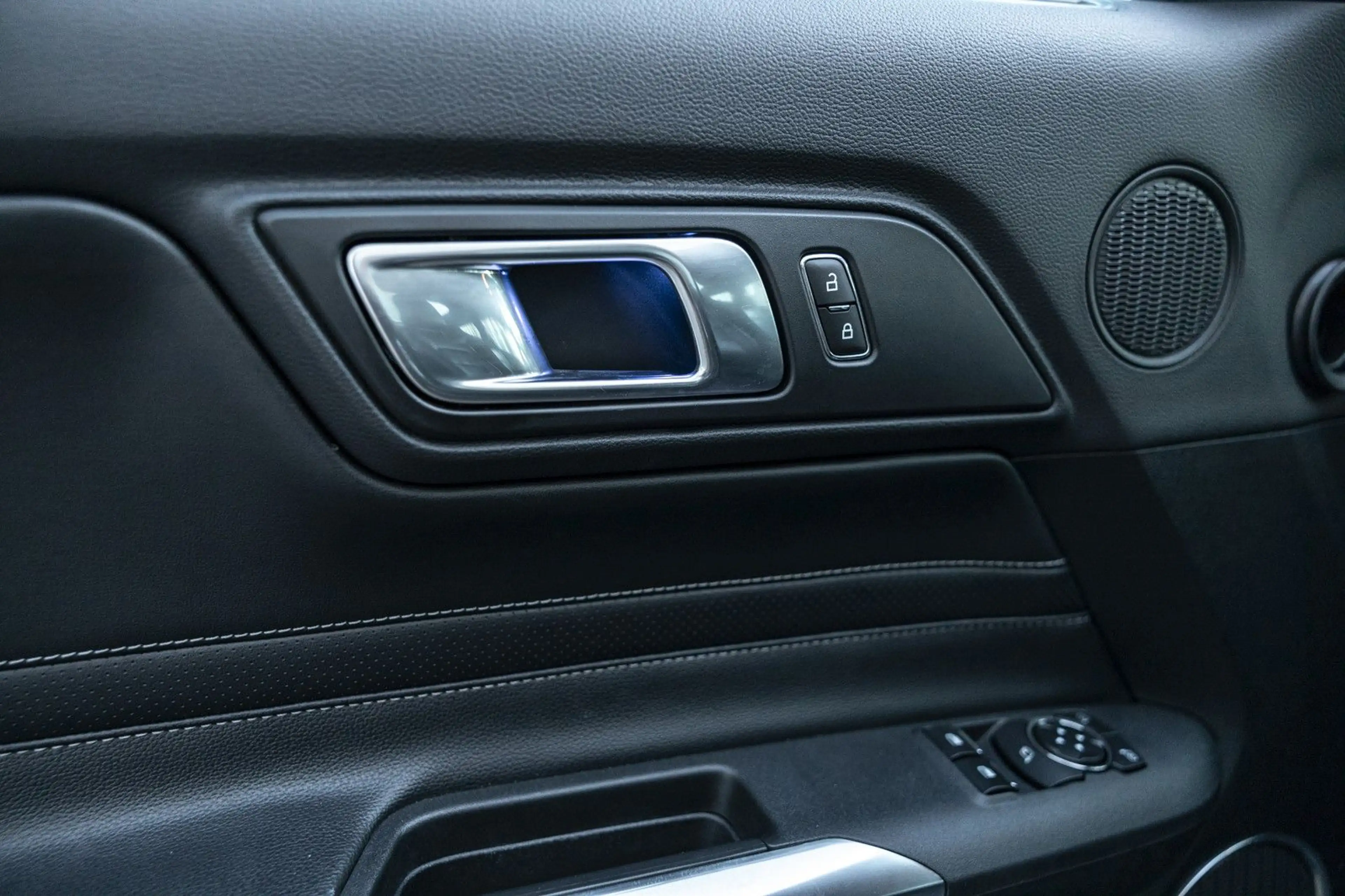 Ford Mustang GT Fastback PERFORMANCE+PREMIUM — photo 15