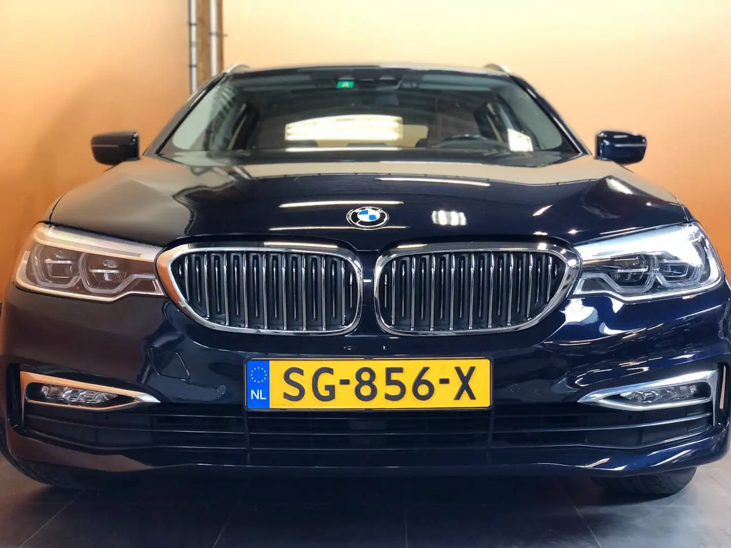 BMW 520 5-serie Touring 520i High Executive comfortstoelen Bleu - 2