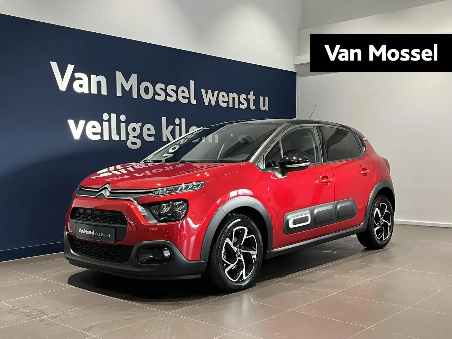 Citroen C3 1.2 PureTech Business Achteruitrijcamera, Navi, Ap Rood - 1