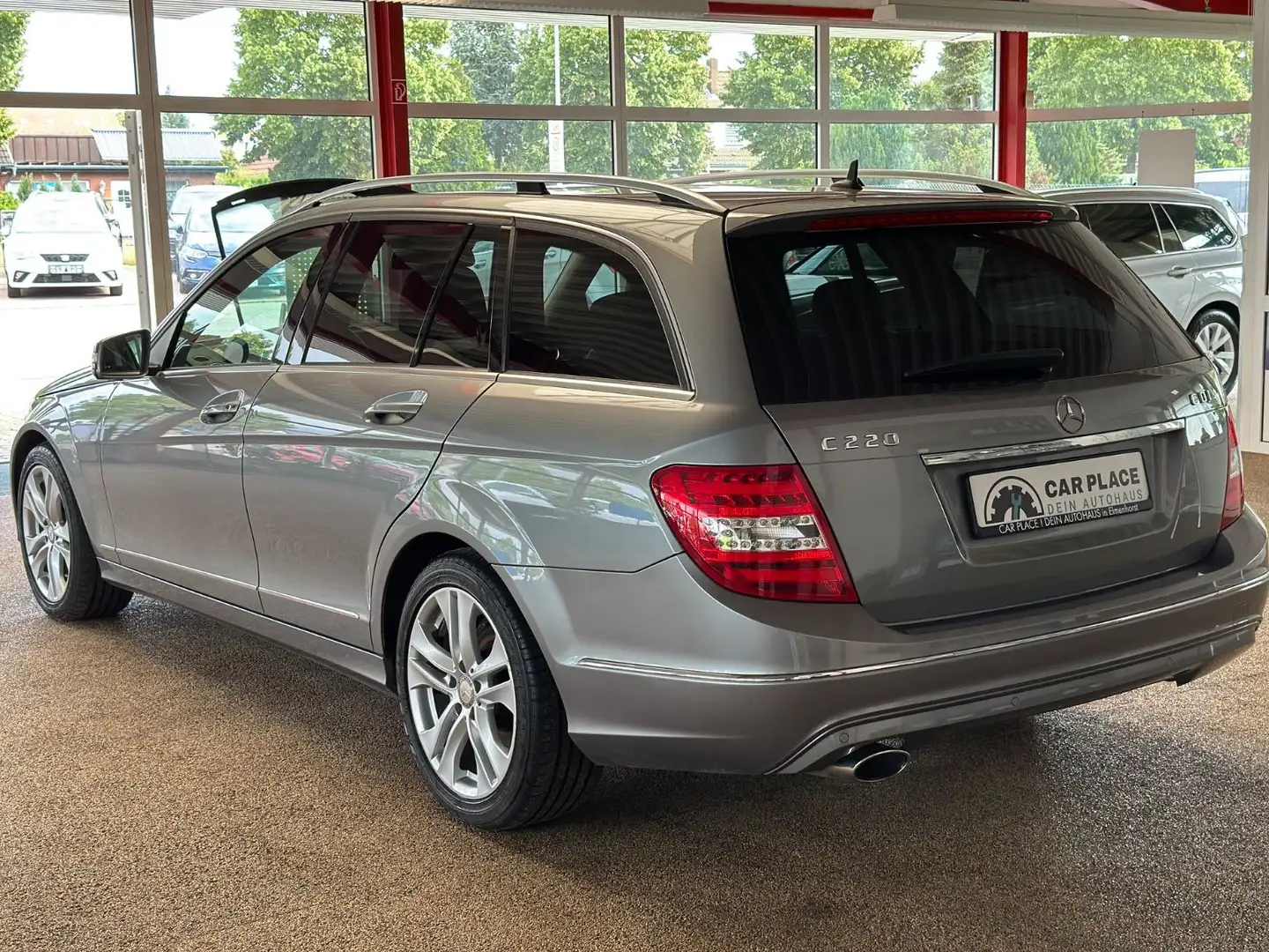 Mercedes-Benz C 220 T CDI BlueEfficiency Automatik Silber - 2