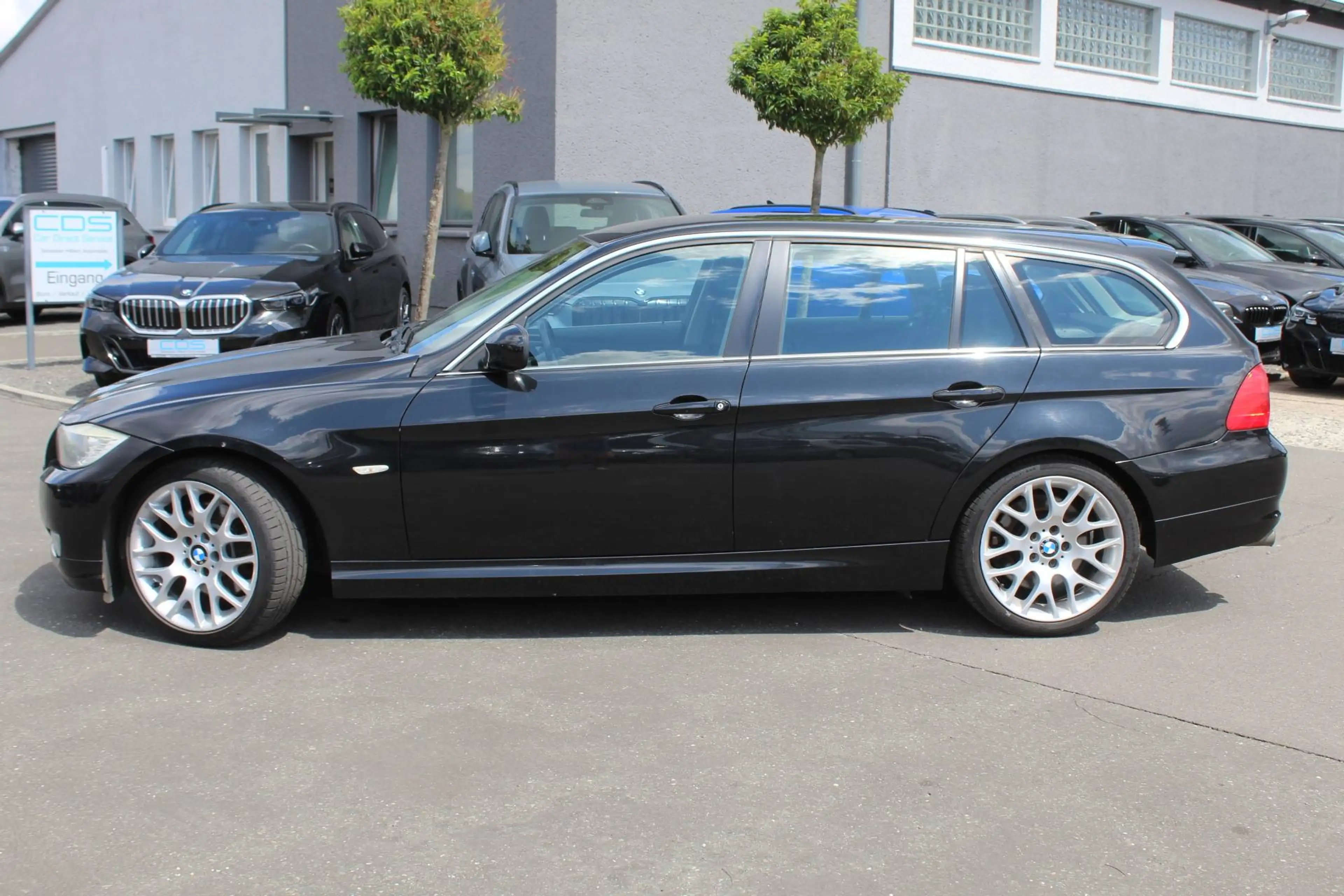 BMW 325 d Tour. Aut. +AHK+PDC+Tempo.+18 Zoll