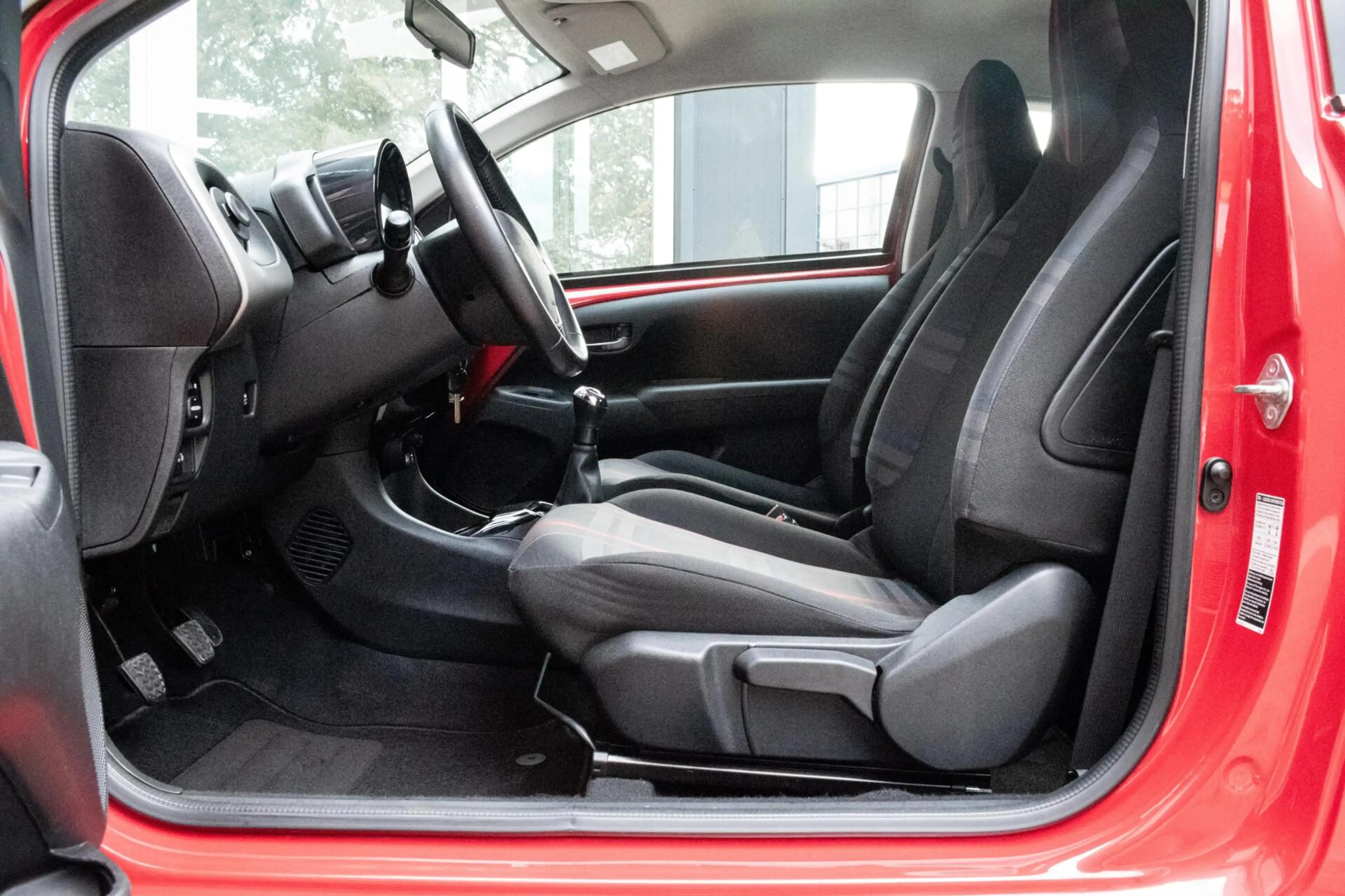 Peugeot 108 1.2 VTi Allure|CLIMATE|MULTIMEDIASCHERM|BLUETOOTH| — photo 4