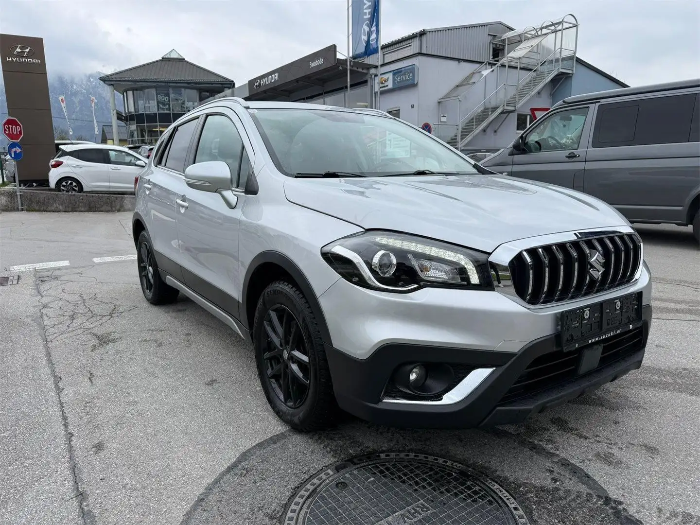 Suzuki SX4 S-Cross 1.4 DITC ALLGRIP shine Silber - 2