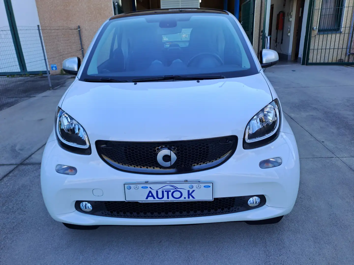 smart forTwo Coupé Blanc - 2