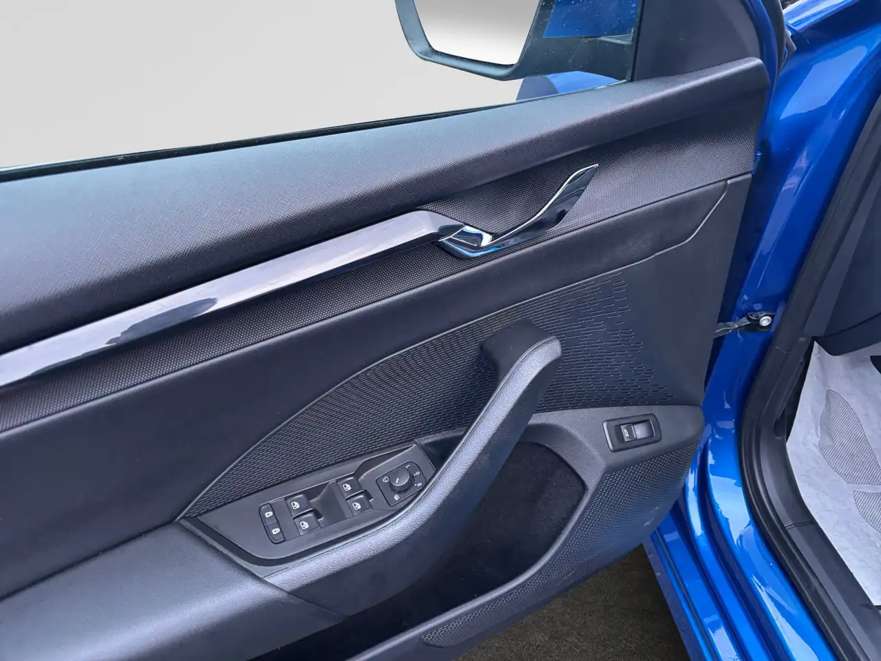 Skoda Octavia Combi Ambition 2,0 TDI 85 kW 6-speed mech., миниатюра 14