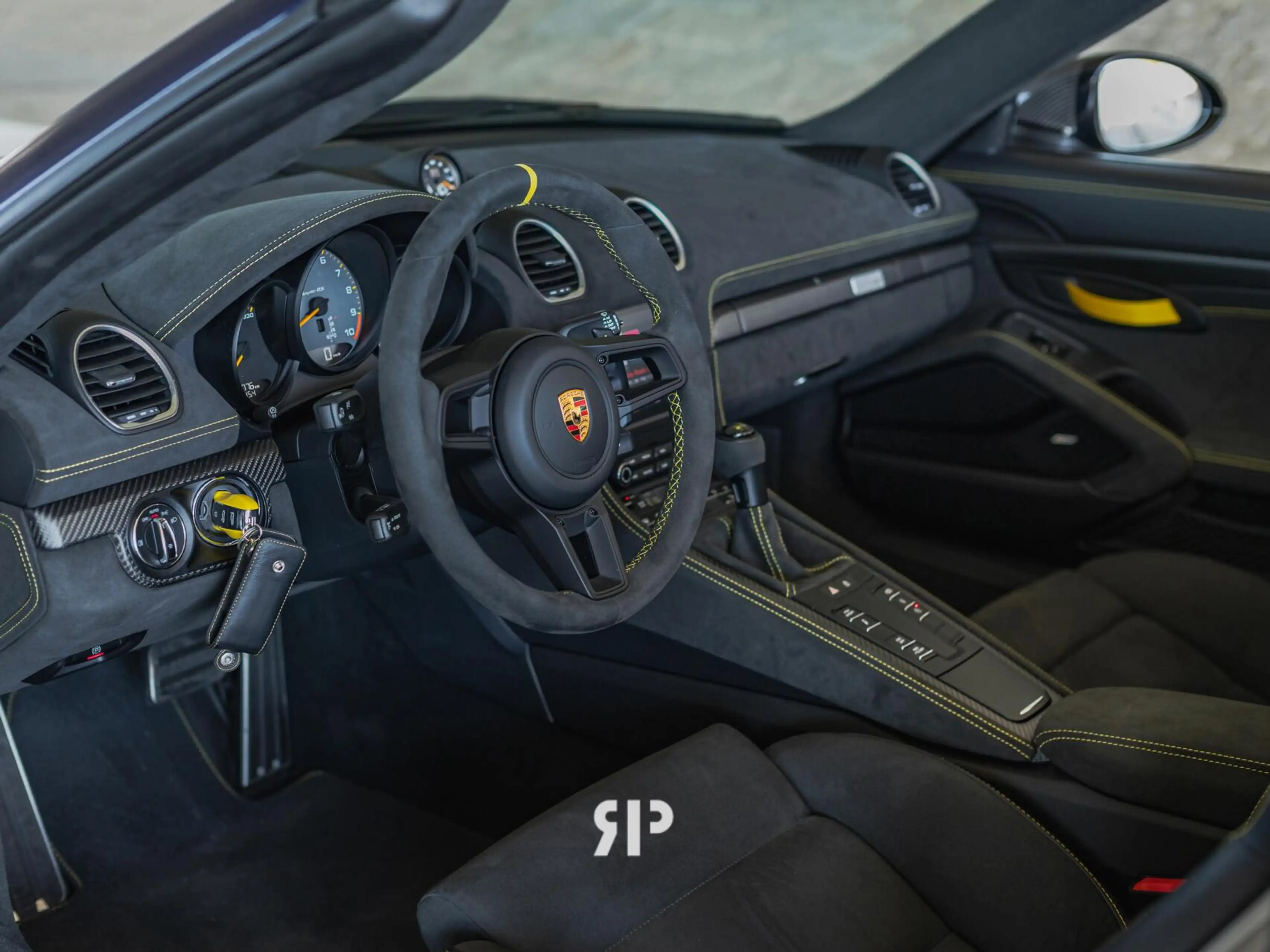Porsche 718 Spyder RS Weissach — photo 8