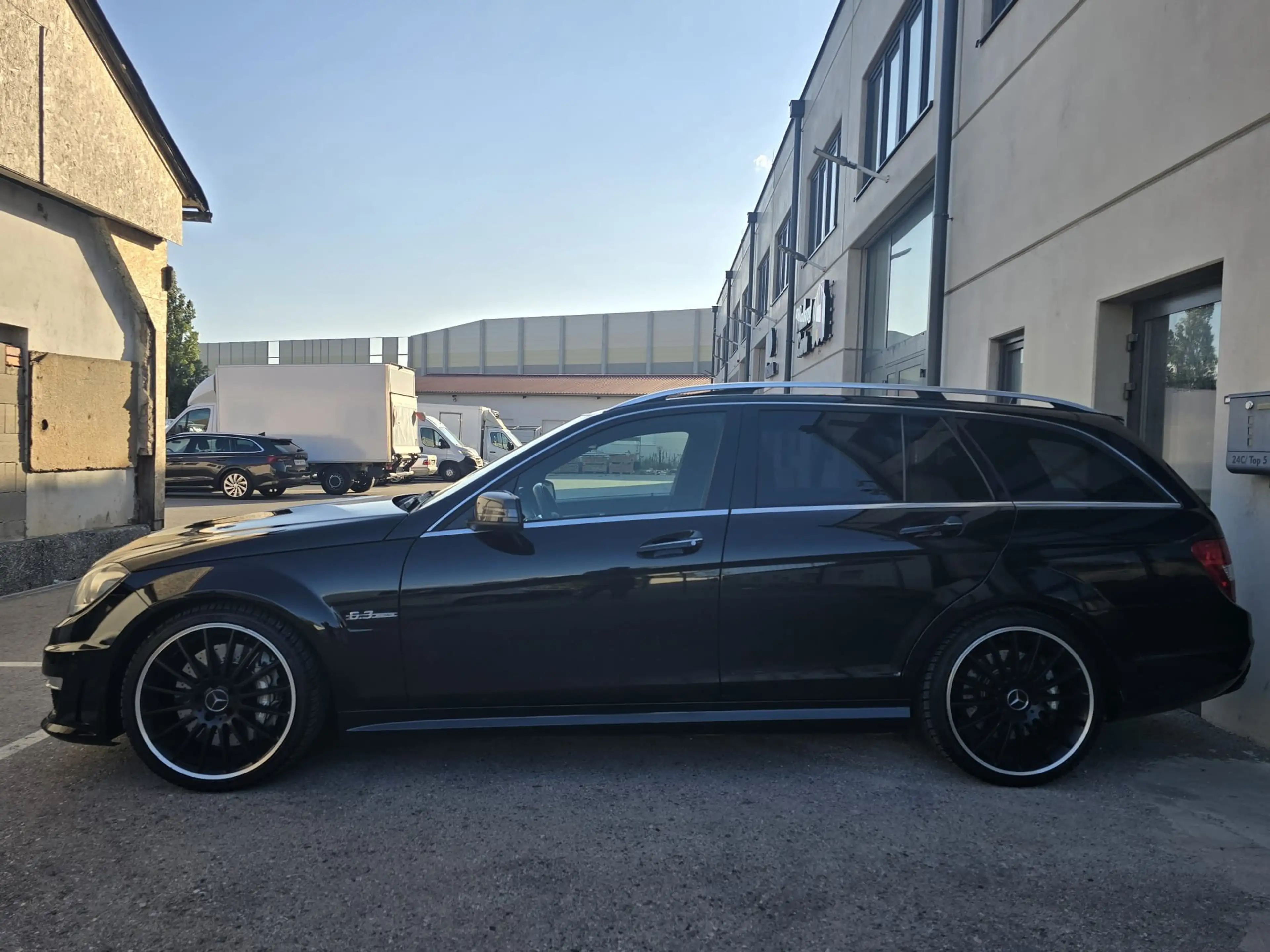 Mercedes-Benz C 63 AMG C 63 AMG (204.277) — photo 4