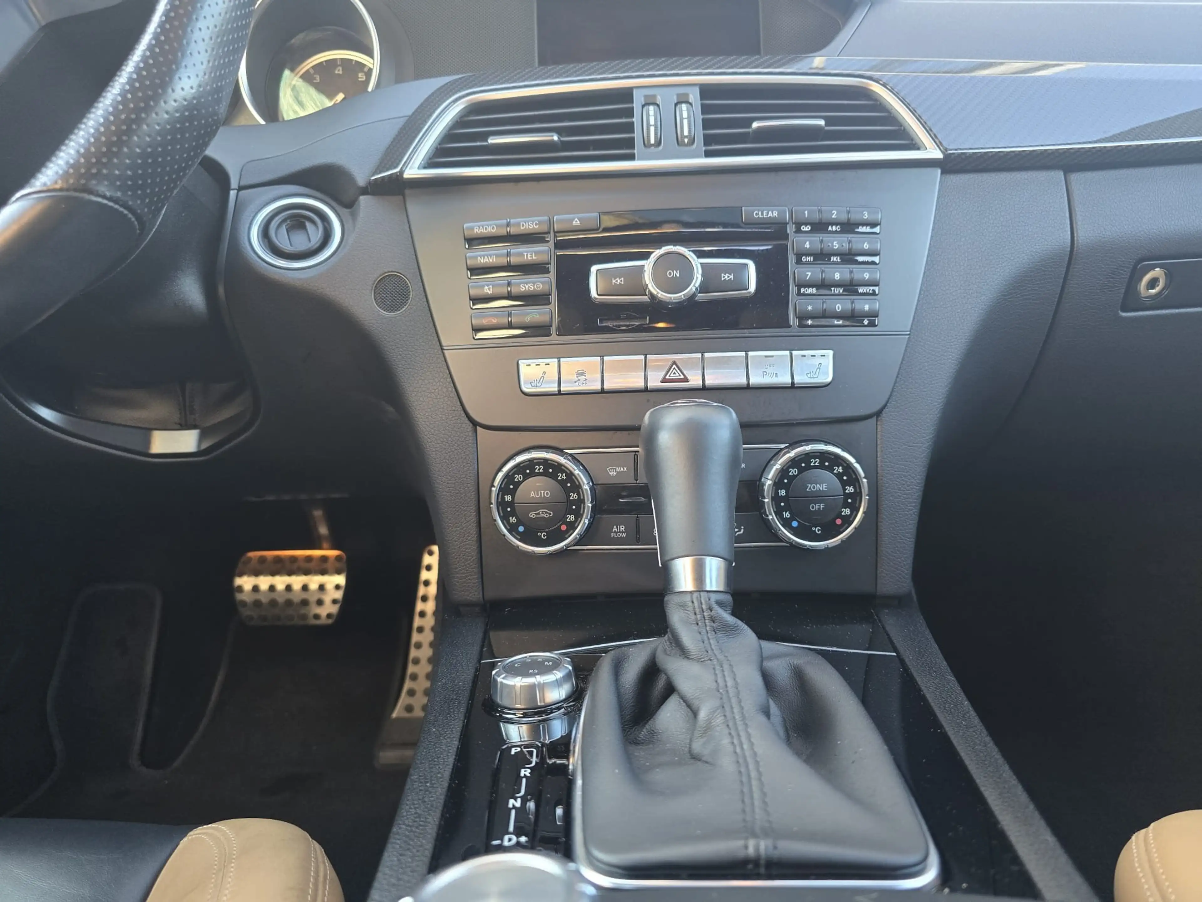 Mercedes-Benz C 63 AMG C 63 AMG (204.277) — photo 12