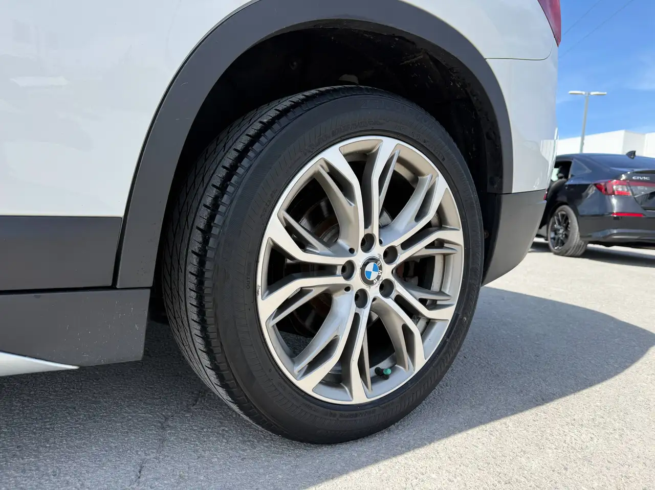 BMW X1 снимка BMW X1