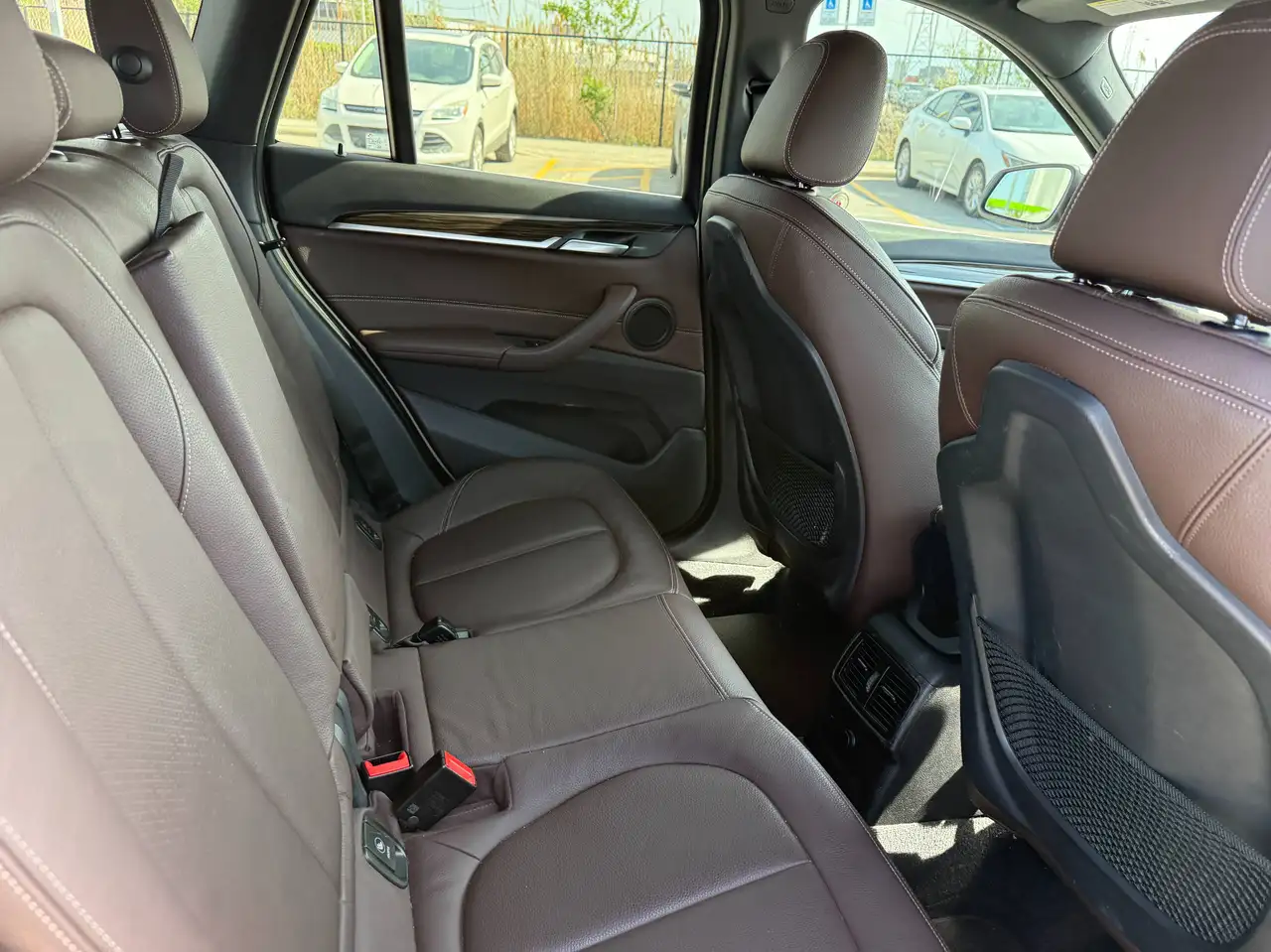BMW X1 снимка BMW X1