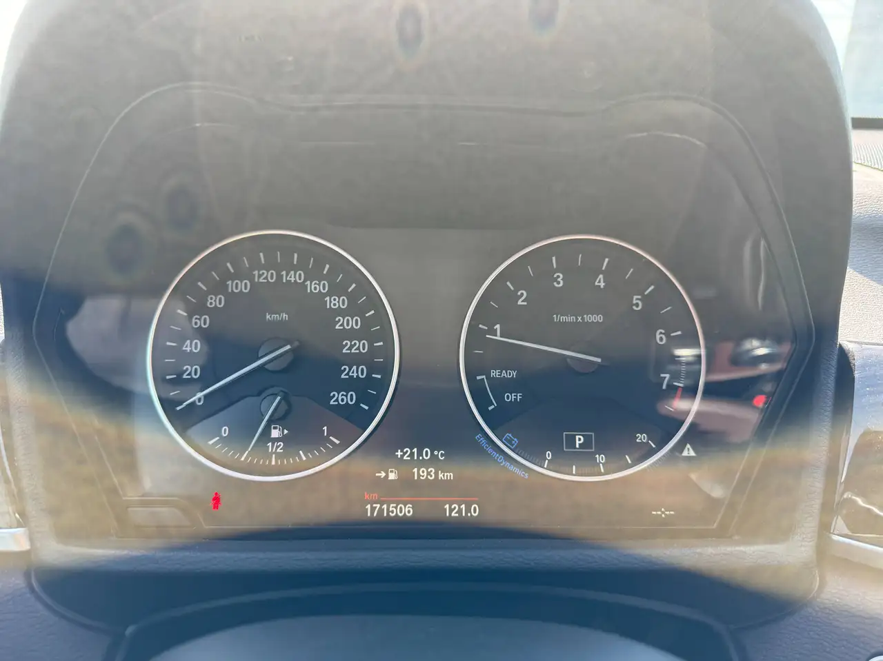 BMW X1 снимка BMW X1