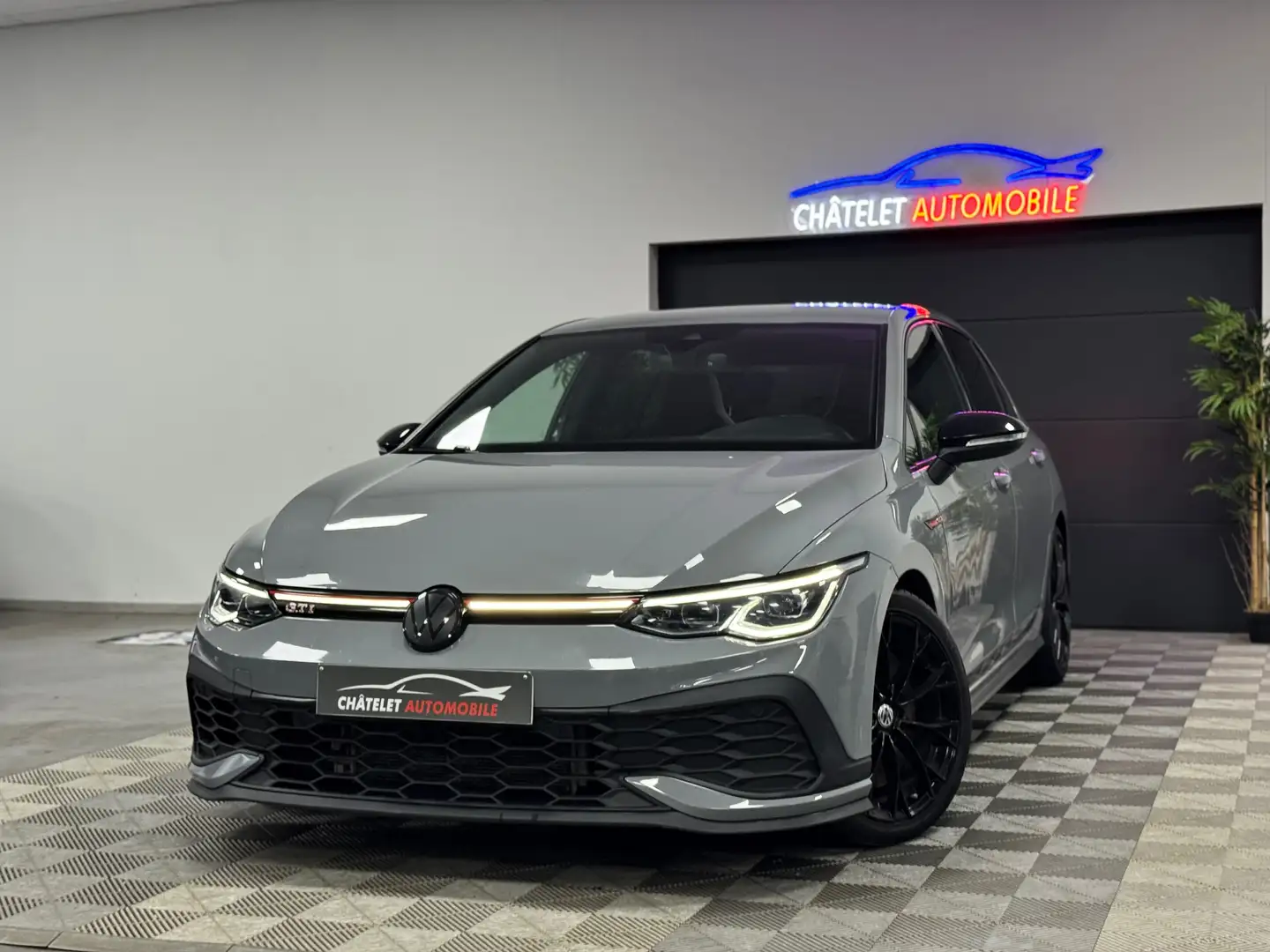 Volkswagen Golf GTI TSI GTI Clubsport  DSG état neuf Garantie 1 an Gris - 1